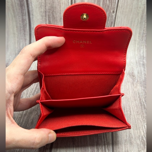 SOLD❤️ CHANEL Chevron Quilted Leather Compact Wallet Red - Picture 12 of 16